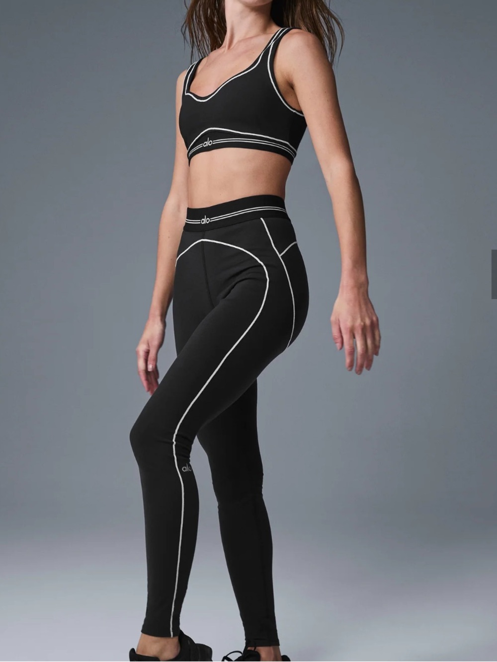 ALO Yoga Airbrush High-Waist Heart Throb Leggings - Size XL